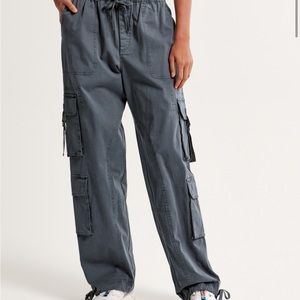 NWT high rise baggy cargo pants
